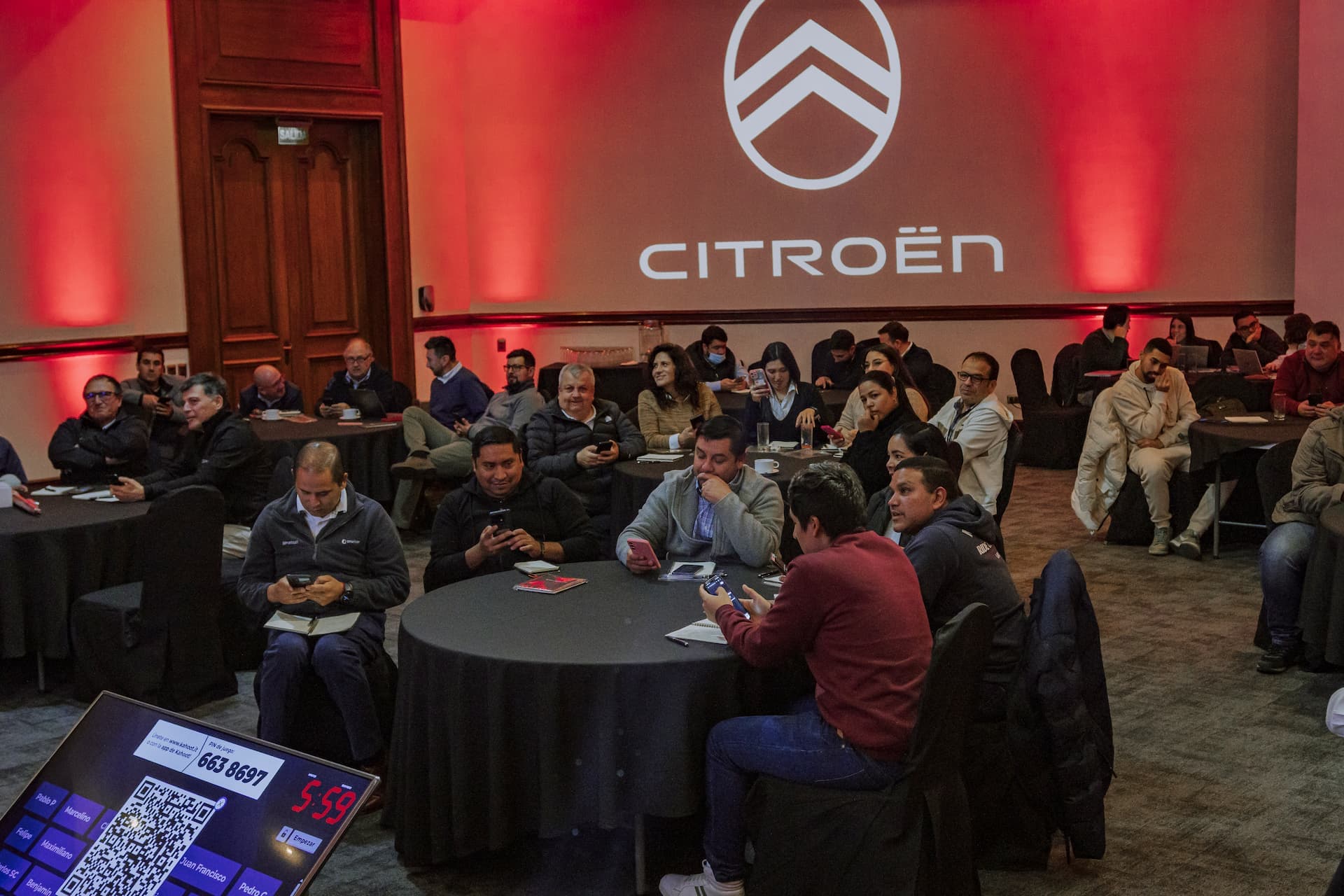 Formación Comercial Citroën Basalt 2